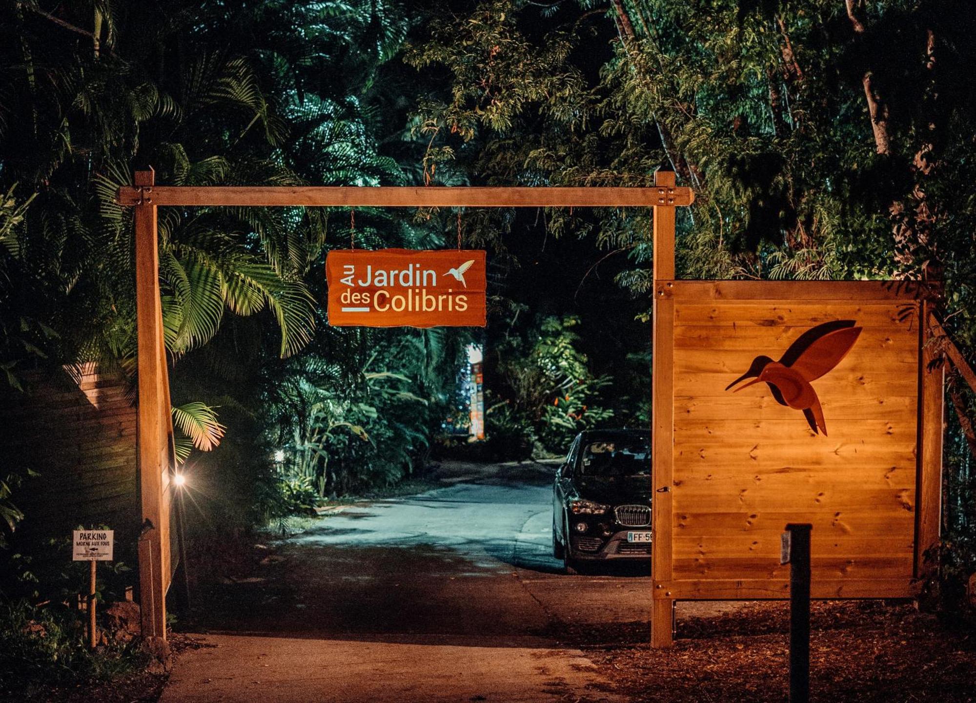 Au Jardin Des Colibris Ecolodge&Spa Deshaies Kültér fotó